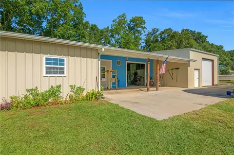 3202 Wards Church Rd, Blackshear, GA 31516
