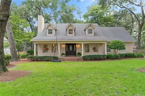 306 Wild Heron Rd, Saint Simons Island, GA 31522