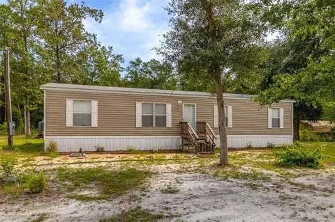 50 Mcintosh Trl, Hortense, GA 31543