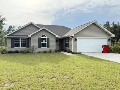 427 Heritage Cir, Hortense, GA 31543