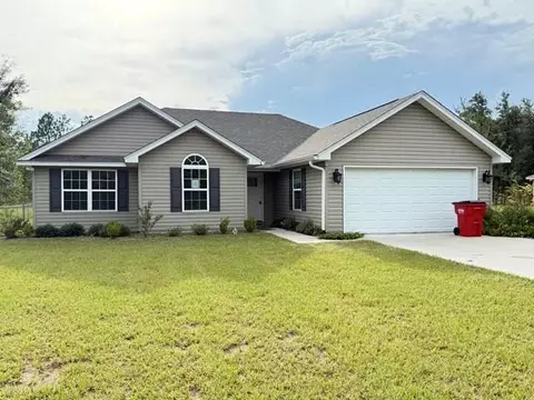 427 Heritage Cir, Hortense, GA 31543