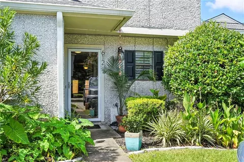 612 Brockinton Pt, Saint Simons Island, GA 31522