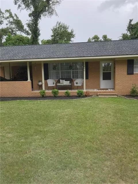 409 Dykes St, Alma, GA 31510