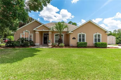 135 Deerwood Ct, Saint Marys, GA 31558
