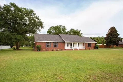 2918 Blue Jay Trl, Waycross, GA 31501