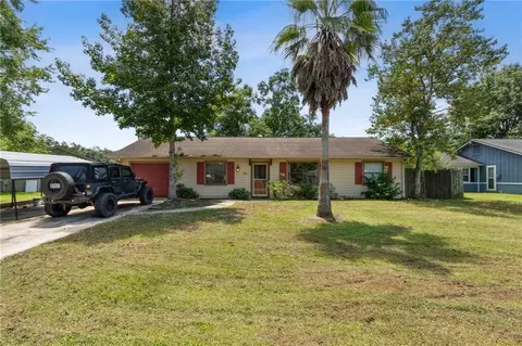 135 Woodhaven Dr, Kingsland, GA 31548