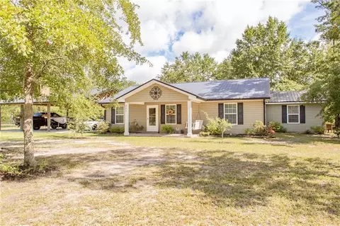 551 Tracys Ferry Rd, Folkston, GA 31537