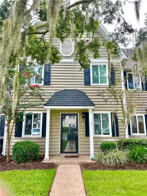 850 Mallery St #2N, Saint Simons Island, GA 31522