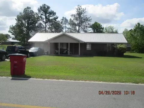 110 Fawn Ln, Blackshear, GA 31516