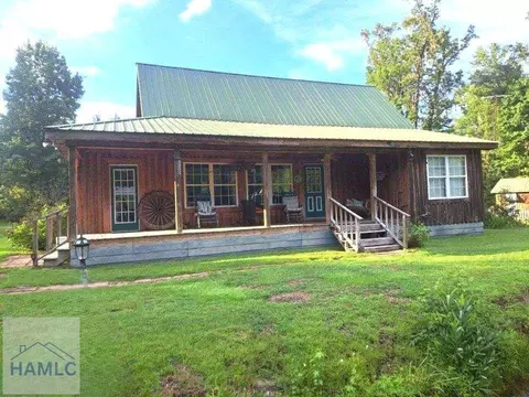 222 Edenfield Rd, Jesup, GA 31545