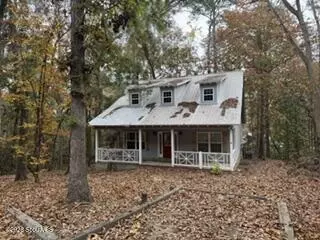 440 Arnold River Rd, Jesup, GA 31545