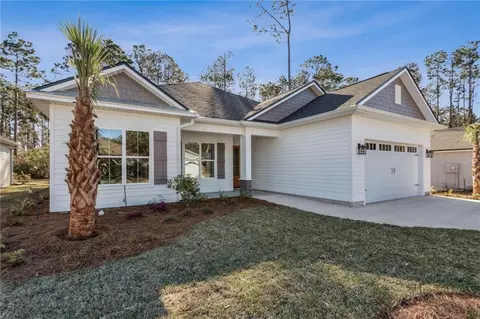 215 Heron Ct, Saint Marys, GA 31558