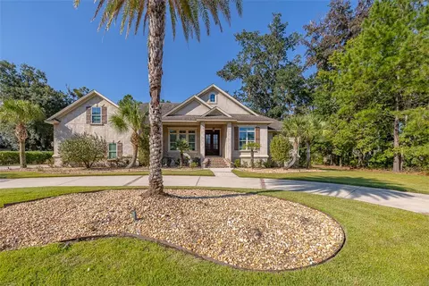 232 Harbor Pointe Dr, Brunswick, GA 31523