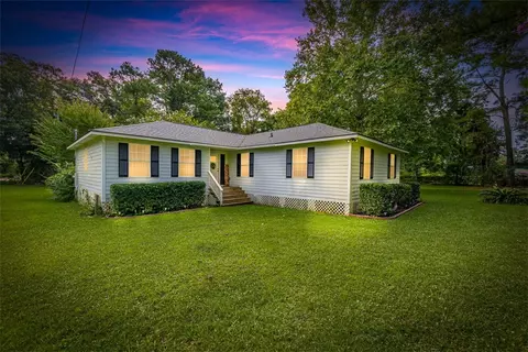 34 Joseph Wiggins Rd, Waynesville, GA 31566