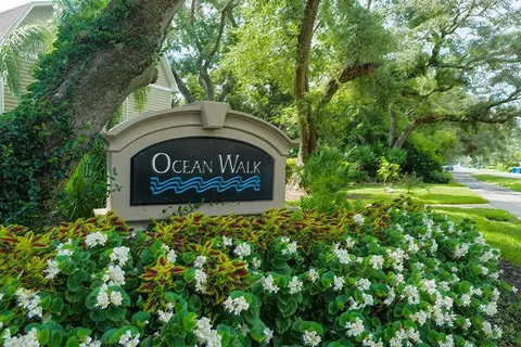 850 Mallery St #13T, Saint Simons Island, GA 31522