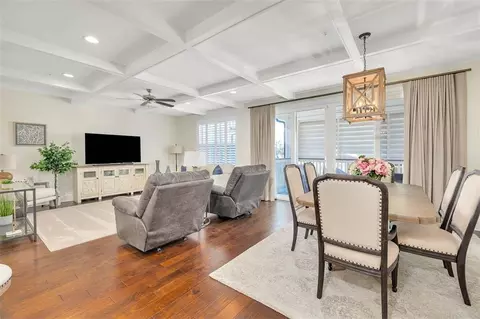 105 Gascoigne Ave #302, Saint Simons Island, GA 31522
