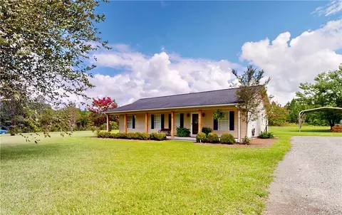 6159 Carter Dr, Patterson, GA 31557