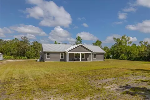 1027 Picketts Mill Trl, Waynesville, GA 31566