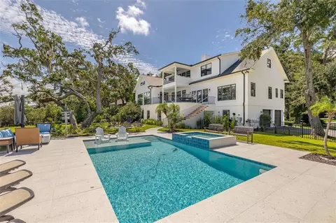 166 Hampton Point Dr, Saint Simons Island, GA 31522