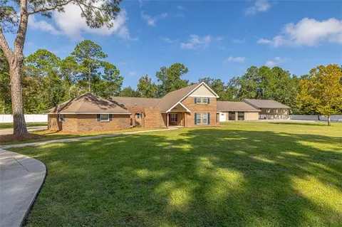 145 Oyster Rd, Brunswick, GA 31523