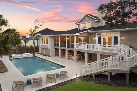 813 Hamilton Landing Dr, Saint Simons Island, GA 31522