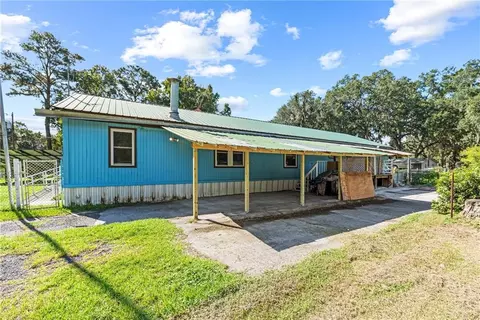 36 Ocean View St, Woodbine, GA 31569