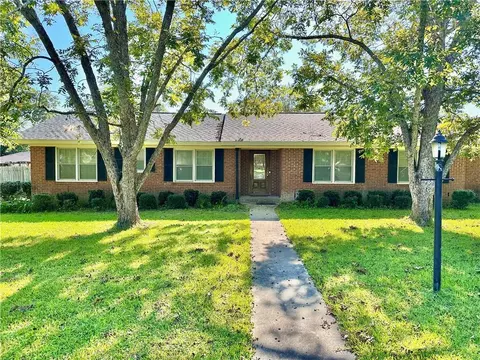 2508 Mesa Rd, Waycross, GA 31501