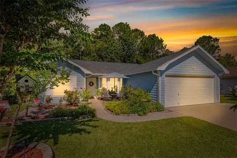 103 Lake Wisteria Ct, Kingsland, GA 31548