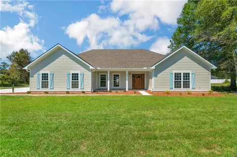 630 Saddle Cir, Waycross, GA 31503