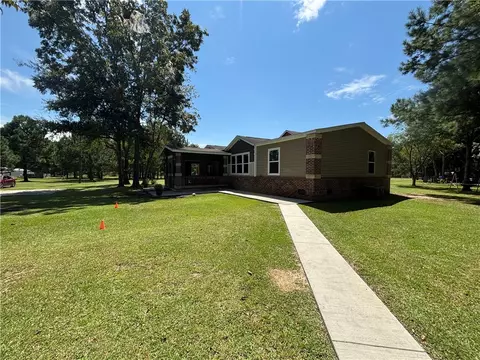 694 Overstreet Rd, Jesup, GA 31546