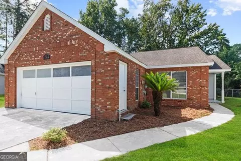 129 Spinnaker Cir, Kingsland, GA 31548