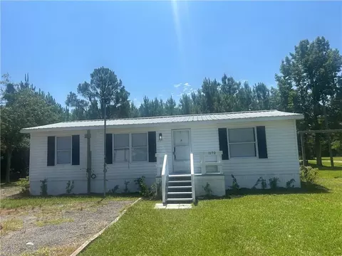 1172 Floyd Dr NE, Townsend, GA 31331