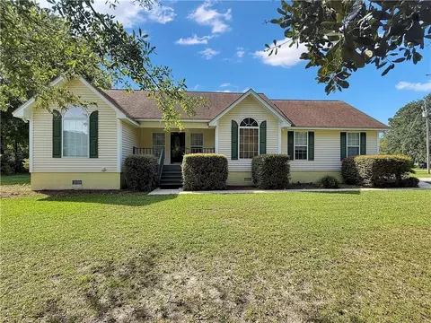 122 Tupelo Cir, Brunswick, GA 31525