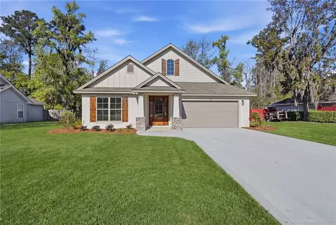 150 Autumn Ridge Ct, Brunswick, GA 31525
