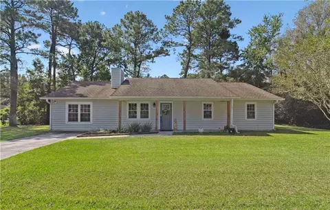 101 Richardson Ct, Saint Marys, GA 31558
