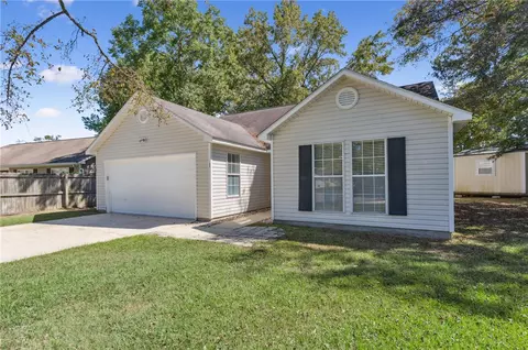 105 Adams Ct, Brunswick, GA 31525