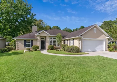 33 Shadowlake Ct, Brunswick, GA 31525