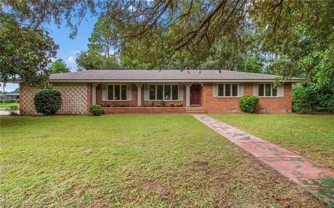 700 Fort King George Dr, Darien, GA 31305