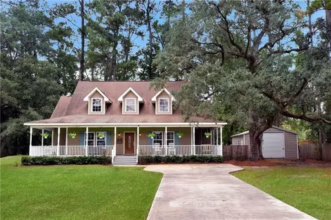 118 Dovewood Dr, Brunswick, GA 31523