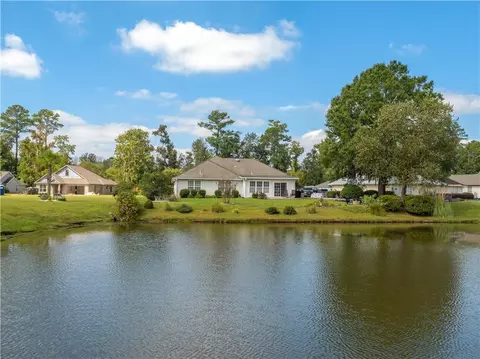 141 Autumn Ridge Ct, Brunswick, GA 31525