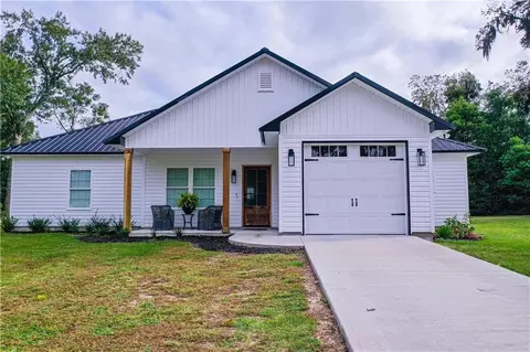 419 Marion St, Blackshear, GA 31516