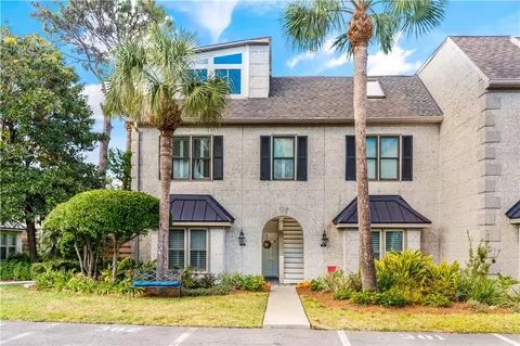 1035 Beachview Dr #201, Saint Simons Island, GA 31522
