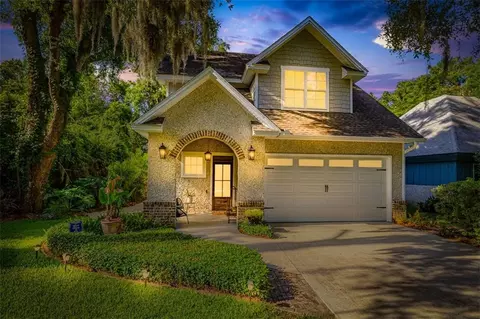 107 Reynoso Ave, Saint Simons Island, GA 31522