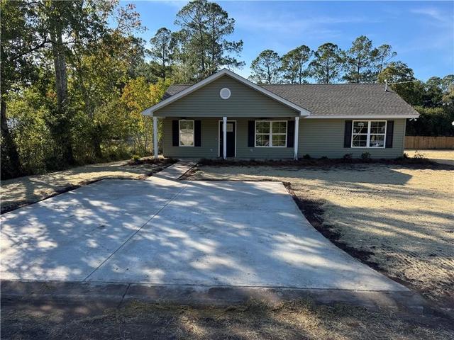 108 Ervin St, Nahunta, GA 31553