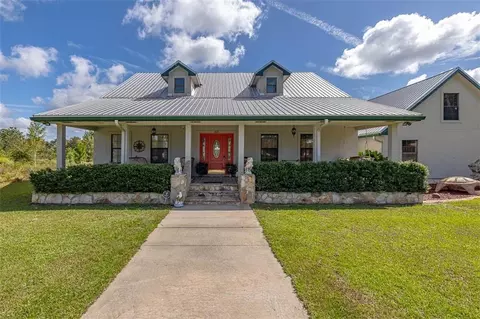 220 Chickasaw Rd, Hoboken, GA 31542
