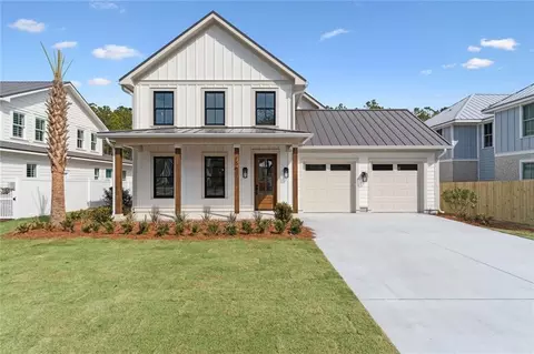 156 Ledbetter Ave, Saint Simons Island, GA 31522