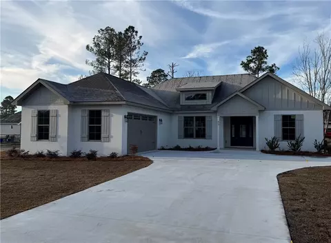 93 Silver Bluff Dr, Brunswick, GA 31523