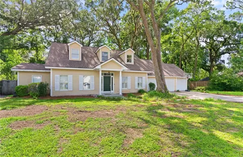 203 High Point St, Saint Simons Island, GA 31522
