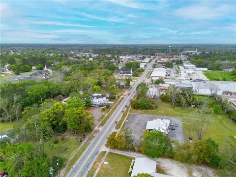 View/Area - 622 E Main St, Blackshear, GA 31516 photo 2 of 2