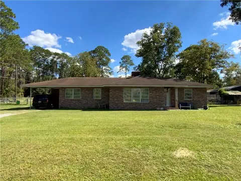 1210 N Augusta Ave, Waycross, GA 31503
